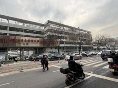 kaiyun官方网站 车位增至近千个 北京儿童病院立体泊车圭臬今启用